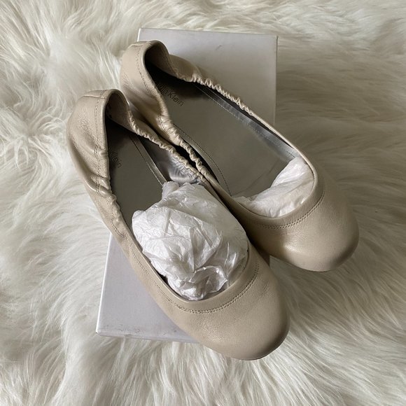 Calvin Klein ivory leather flats, 9 - Picture 6 of 6